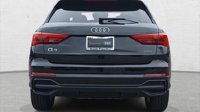 2025 Audi Q3 quattro S line Premium 45 TFSI