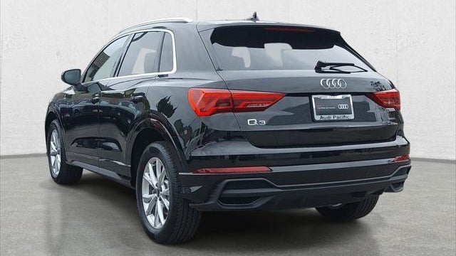 2025 Audi Q3 quattro S line Premium 45 TFSI