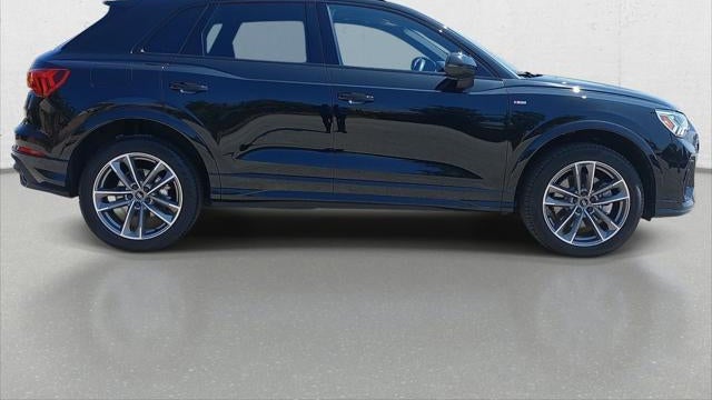 2025 Audi Q3 quattro S line Premium 45 TFSI