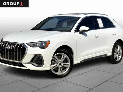 2022 Audi Q3 AWD Quattro S Line Premium 45 Tfsi 4DR SUV