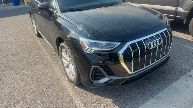 2023 Audi Q3 quattro S line Premium 45 TFSI