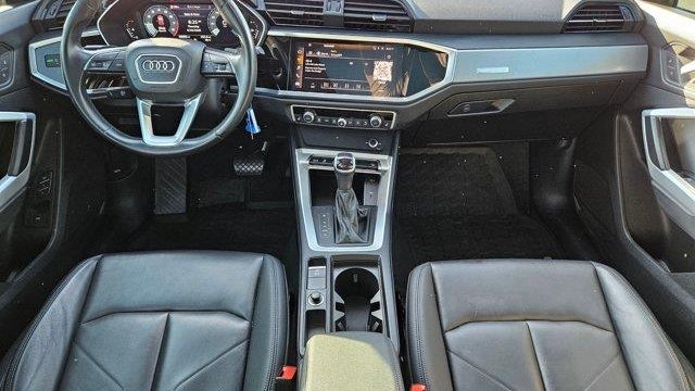 2023 Audi Q3 quattro S line Premium 45 TFSI