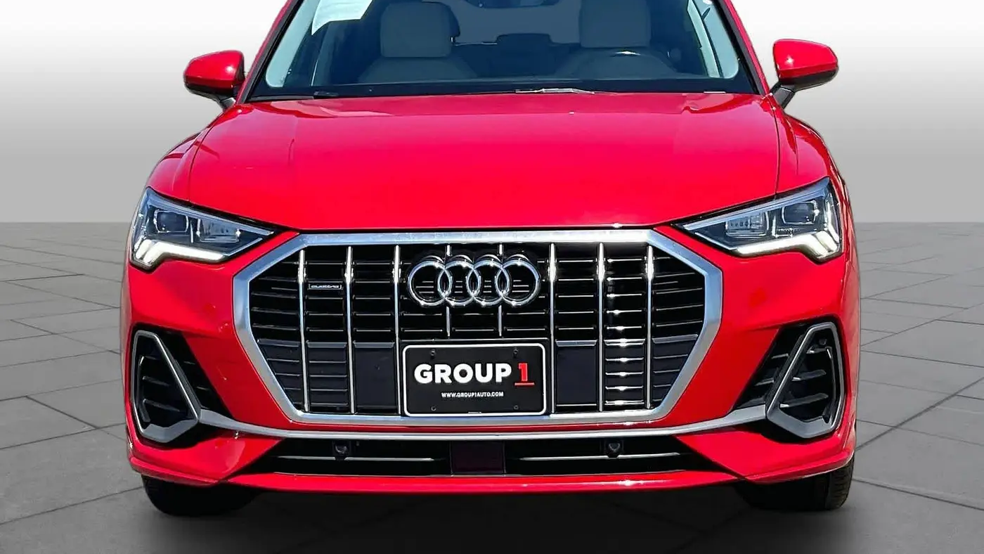 2024 Audi Q3 quattro S line Premium 45 TFSI