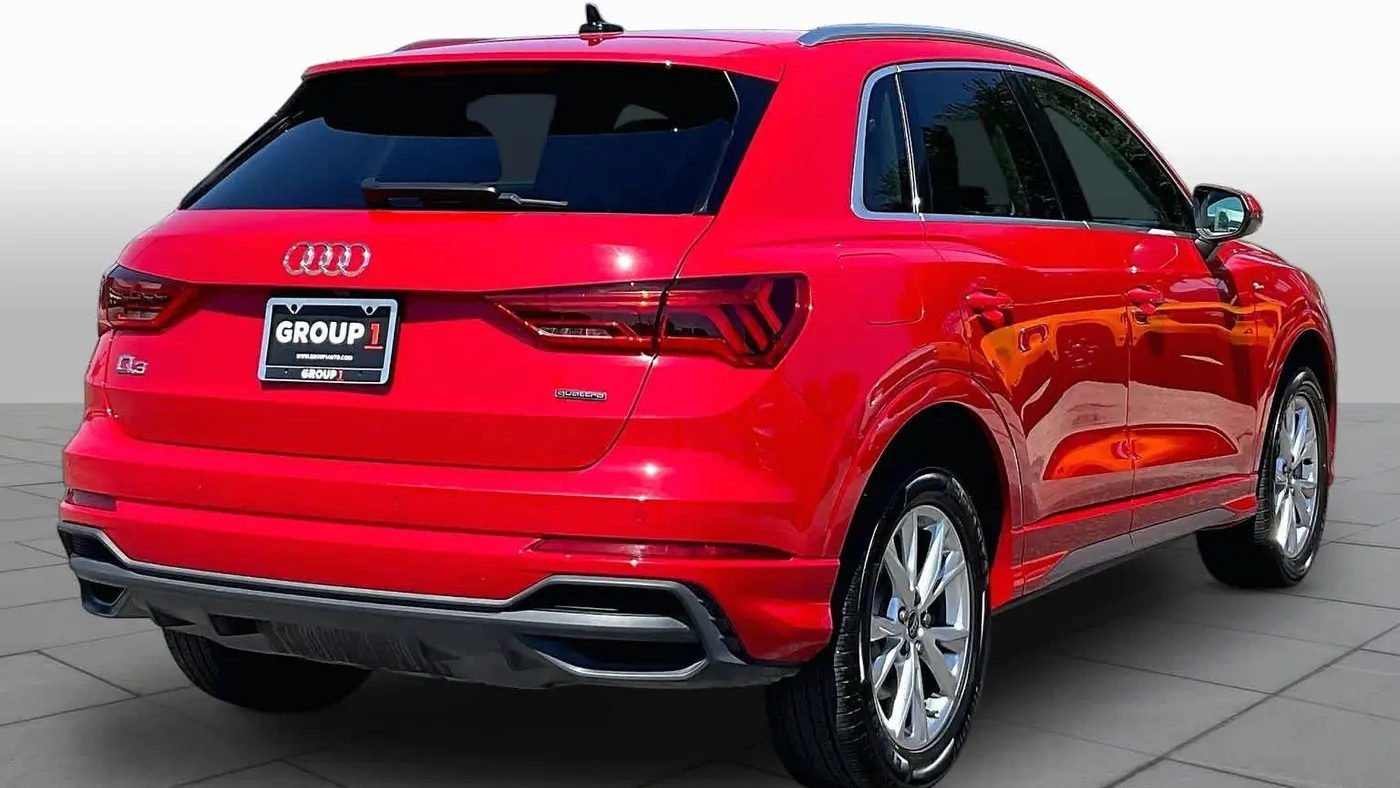 2024 Audi Q3 quattro S line Premium 45 TFSI