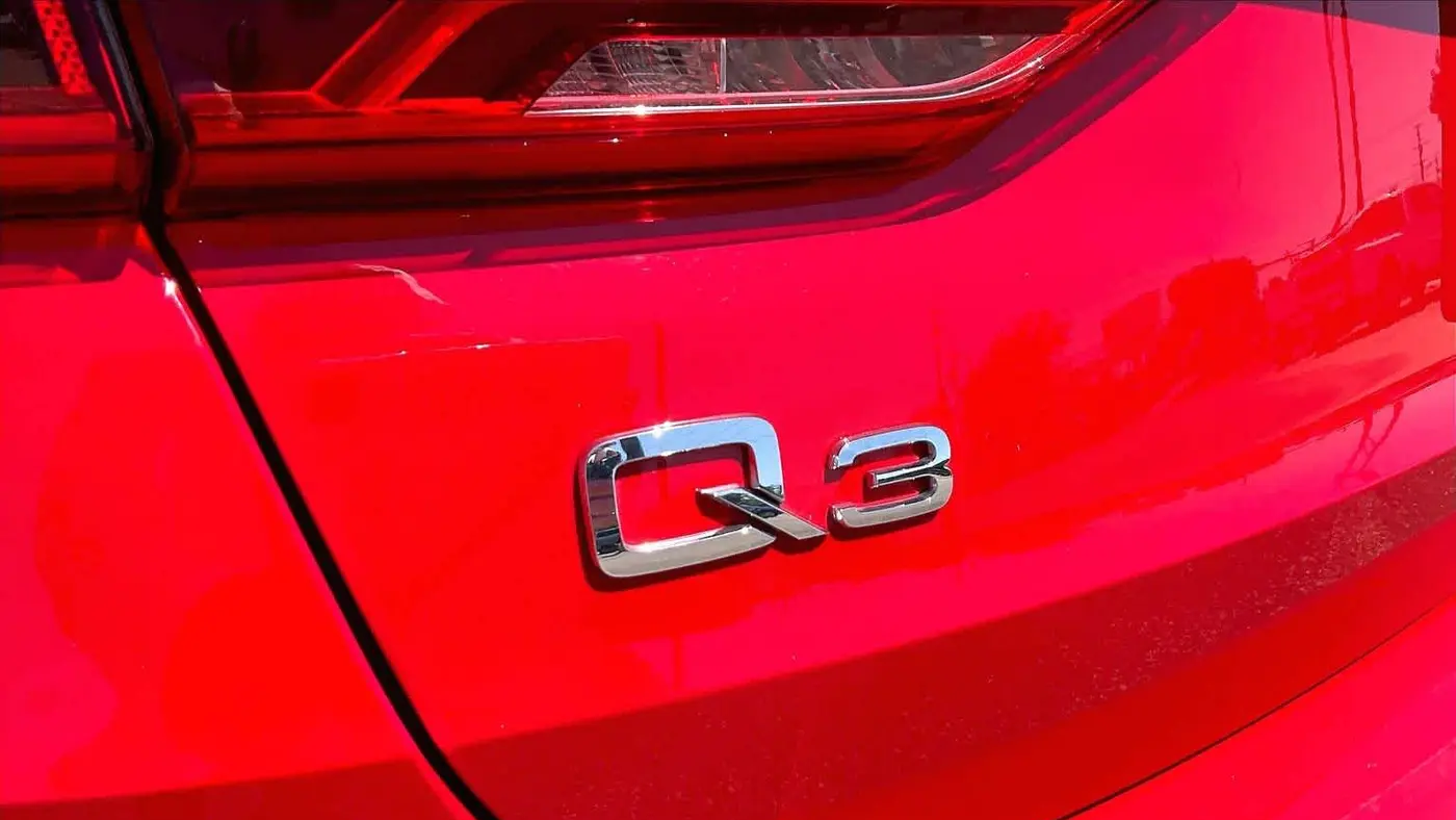 2024 Audi Q3 quattro S line Premium 45 TFSI