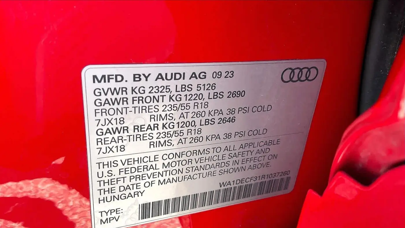 2024 Audi Q3 quattro S line Premium 45 TFSI