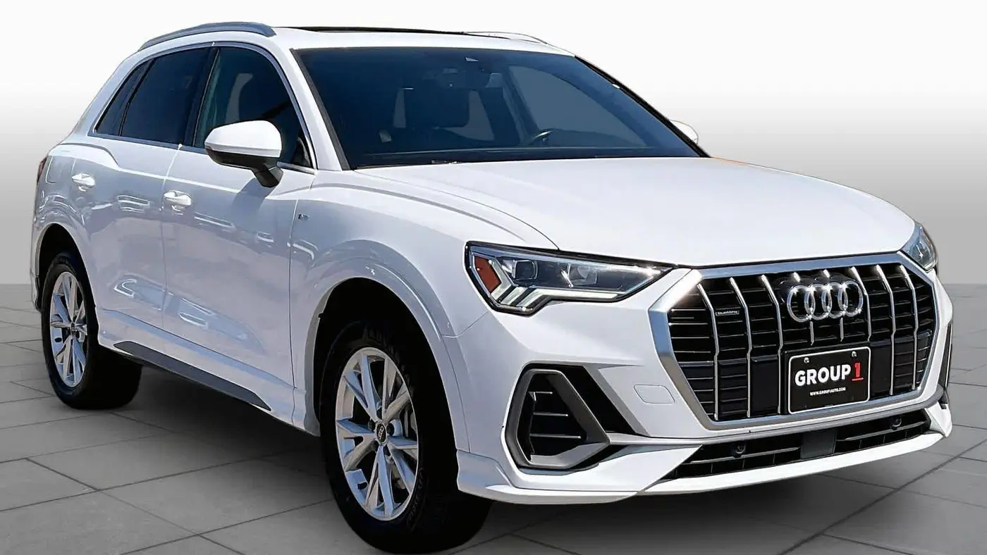 2024 Audi Q3 quattro S line Premium 45 TFSI