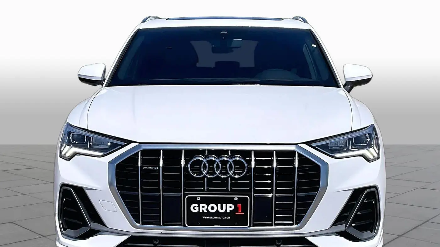 2024 Audi Q3 quattro S line Premium 45 TFSI