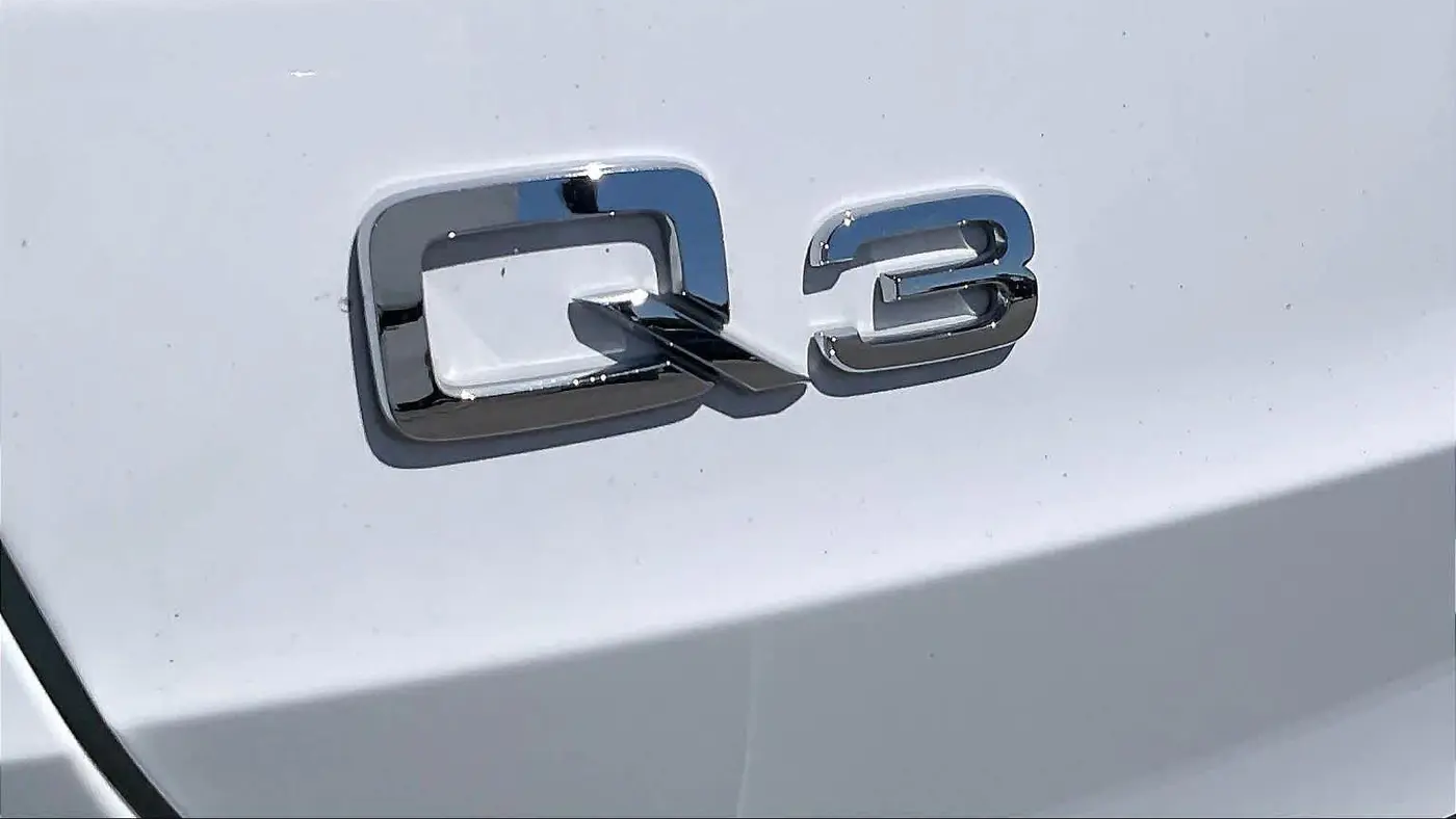 2024 Audi Q3 quattro S line Premium 45 TFSI