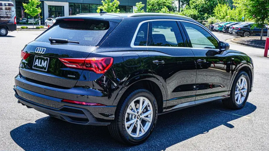 2025 Audi Q3 quattro S line Premium 45 TFSI