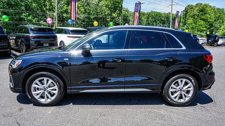 2025 Audi Q3 quattro S line Premium 45 TFSI
