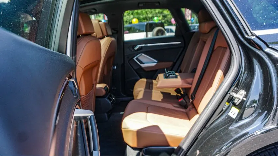 2025 Audi Q3 quattro S line Premium 45 TFSI