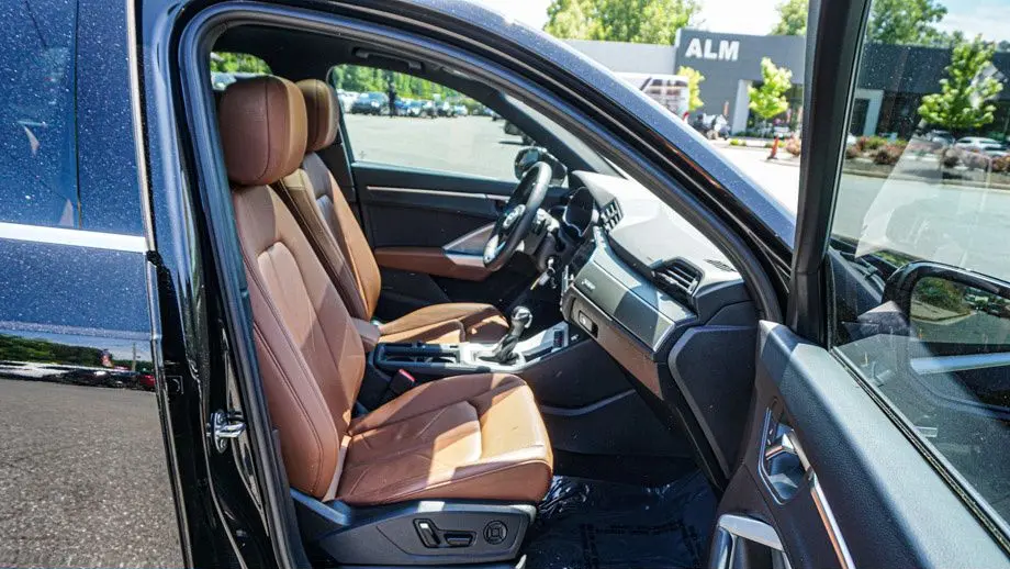 2025 Audi Q3 quattro S line Premium 45 TFSI