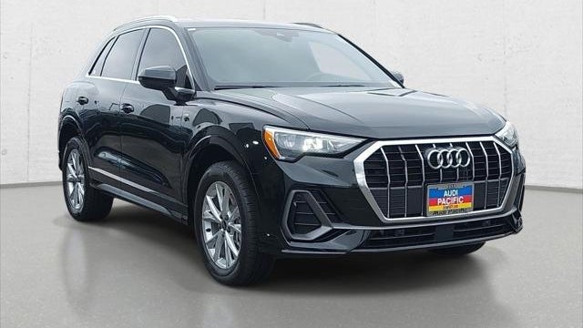 2022 Audi Q3 quattro S line Premium 45 TFSI