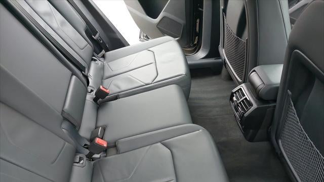 2022 Audi Q3 quattro S line Premium 45 TFSI