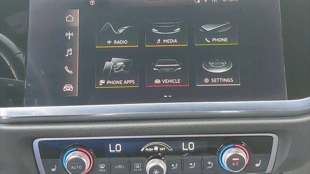 2022 Audi Q3 quattro S line Premium 45 TFSI