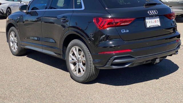 2022 Audi Q3 quattro S line Premium 45 TFSI
