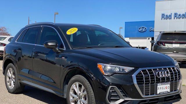 2022 Audi Q3 quattro S line Premium 45 TFSI