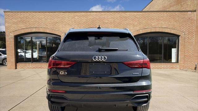 2025 Audi Q3 quattro S line Premium 45 TFSI