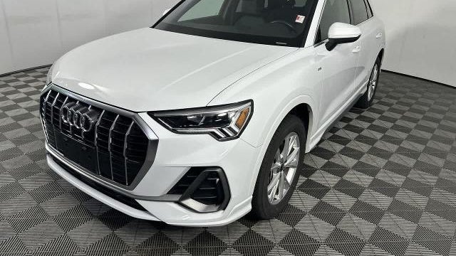 2025 Audi Q3 quattro S line Premium 45 TFSI