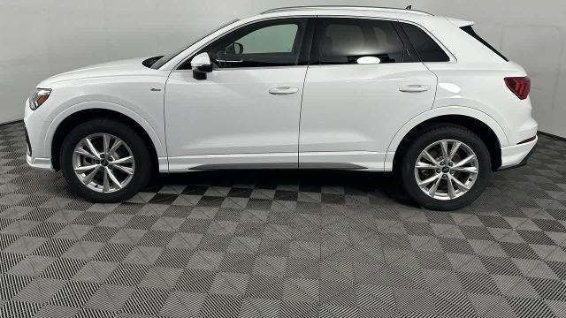 2025 Audi Q3 quattro S line Premium 45 TFSI