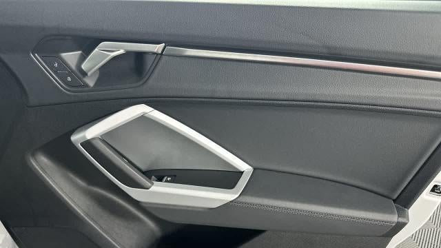 2025 Audi Q3 quattro S line Premium 45 TFSI