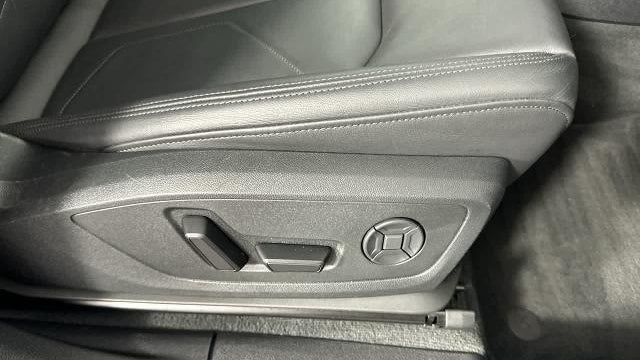 2025 Audi Q3 quattro S line Premium 45 TFSI