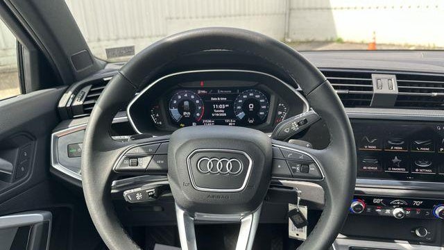 2025 Audi Q3 quattro S line Premium 45 TFSI