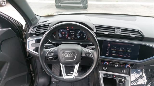 2021 Audi Q3 quattro S line Premium 45 TFSI