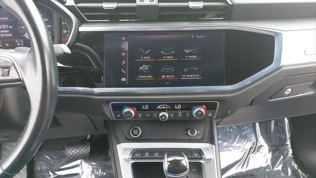 2021 Audi Q3 quattro S line Premium 45 TFSI