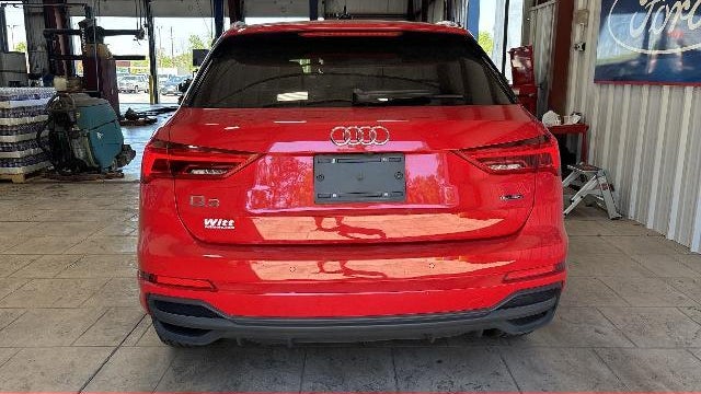 2024 Audi Q3 quattro S line Premium 45 TFSI