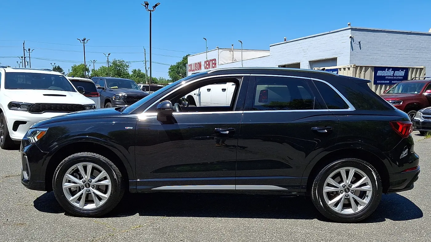 2025 Audi Q3 quattro S line Premium 45 TFSI