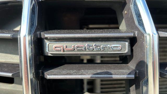 2025 Audi Q3 quattro S line Premium 45 TFSI