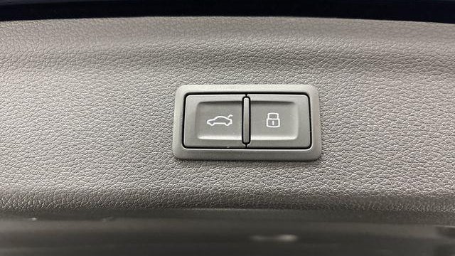 2023 Audi Q3 quattro S line Premium 45 TFSI
