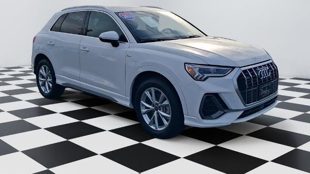 2023 Audi Q3 quattro S line Premium 45 TFSI