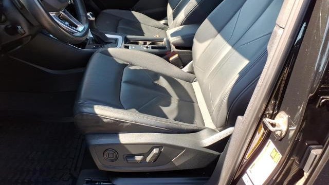 2023 Audi Q3 quattro S line Premium 45 TFSI