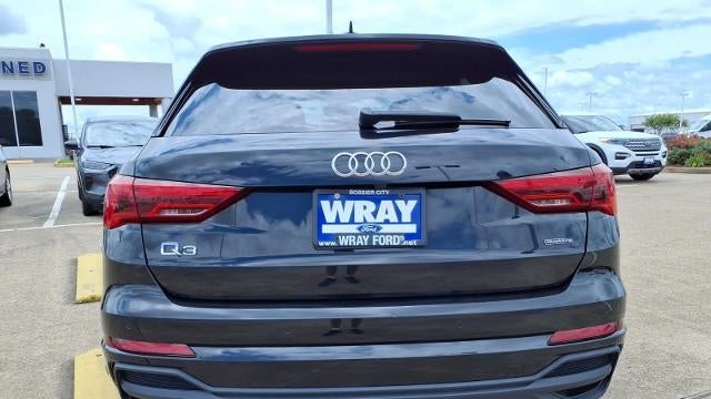 2024 Audi Q3 quattro S line Premium 45 TFSI