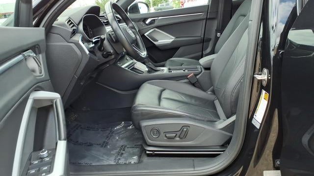 2024 Audi Q3 quattro S line Premium 45 TFSI