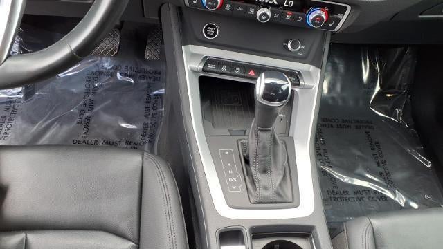 2024 Audi Q3 quattro S line Premium 45 TFSI