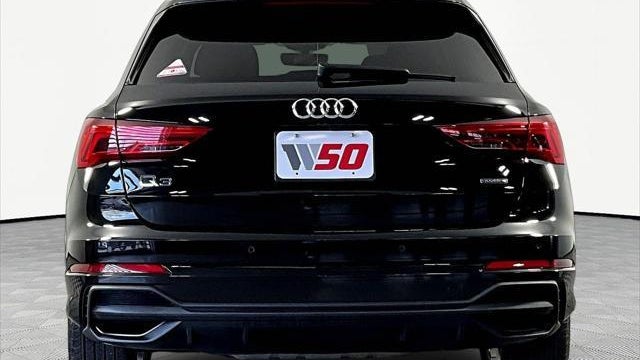 2024 Audi Q3 quattro S line Premium 45 TFSI