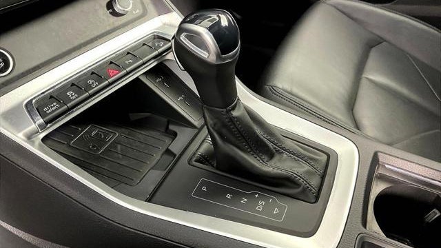 2024 Audi Q3 quattro S line Premium 45 TFSI