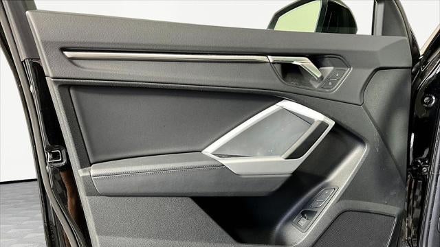 2024 Audi Q3 quattro S line Premium 45 TFSI