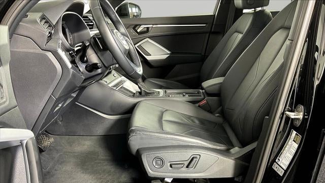 2024 Audi Q3 quattro S line Premium 45 TFSI