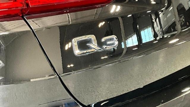 2024 Audi Q3 quattro S line Premium 45 TFSI