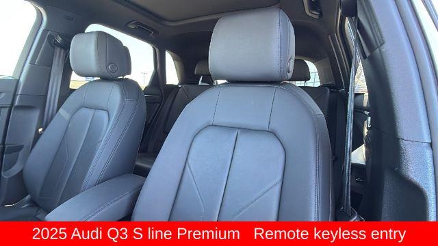 2025 Audi Q3 quattro S line Premium 45 TFSI