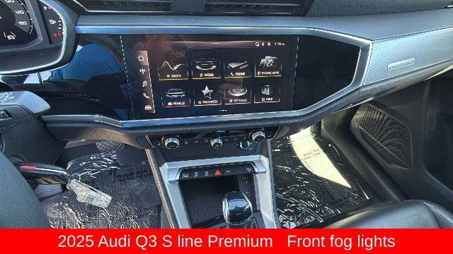 2025 Audi Q3 quattro S line Premium 45 TFSI