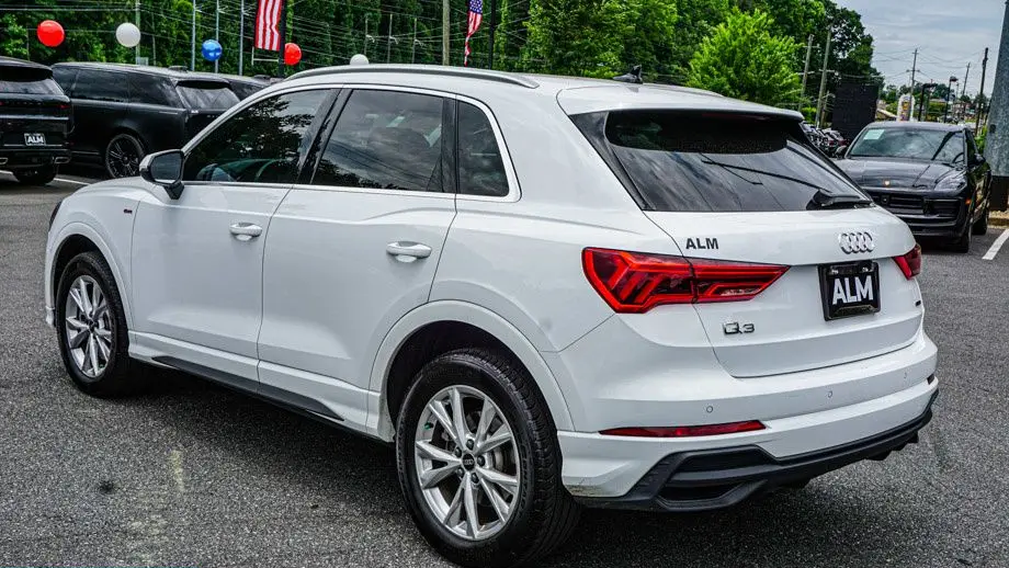2025 Audi Q3 quattro S line Premium 45 TFSI