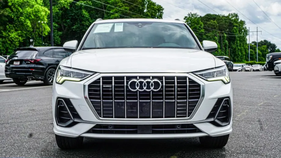 2025 Audi Q3 quattro S line Premium 45 TFSI