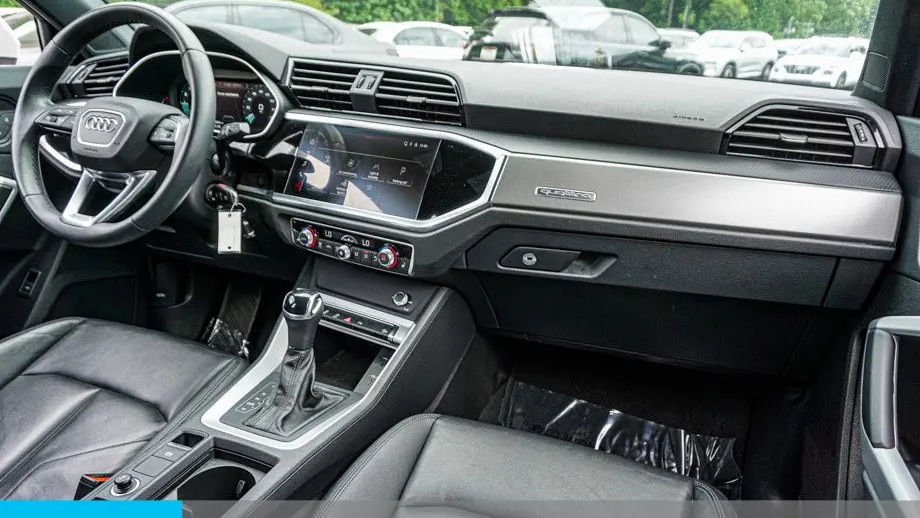 2025 Audi Q3 quattro S line Premium 45 TFSI