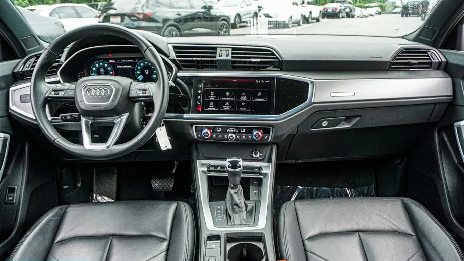 2025 Audi Q3 quattro S line Premium 45 TFSI